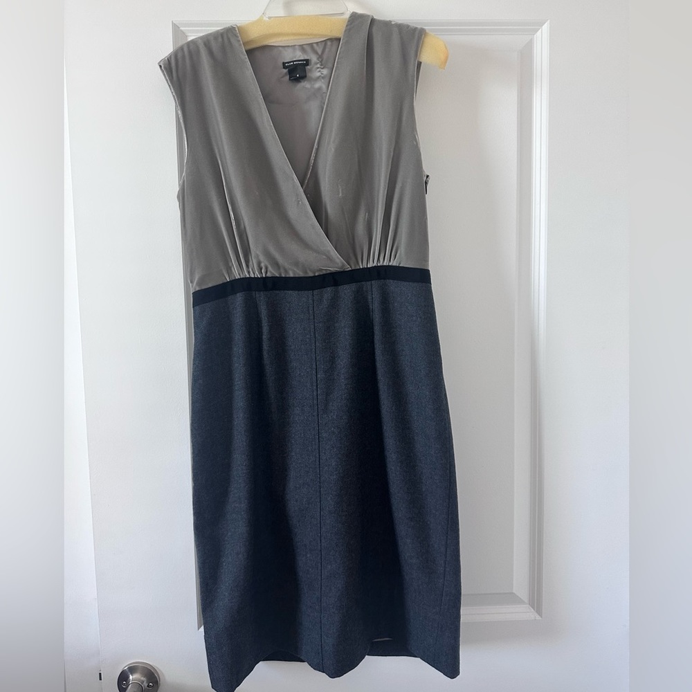 Club Monaco Mixed fabric (wool and acetate) club Monaco dress, size 4